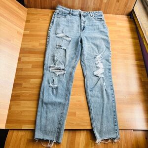 Tinseltown distressed blue jeans size 13